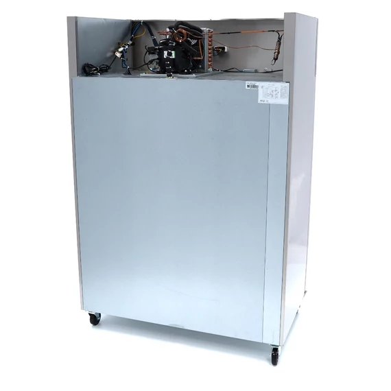 Hűtőszekrény 1200L - 6 x 2/1 GN állítható polcok - görgőkön
